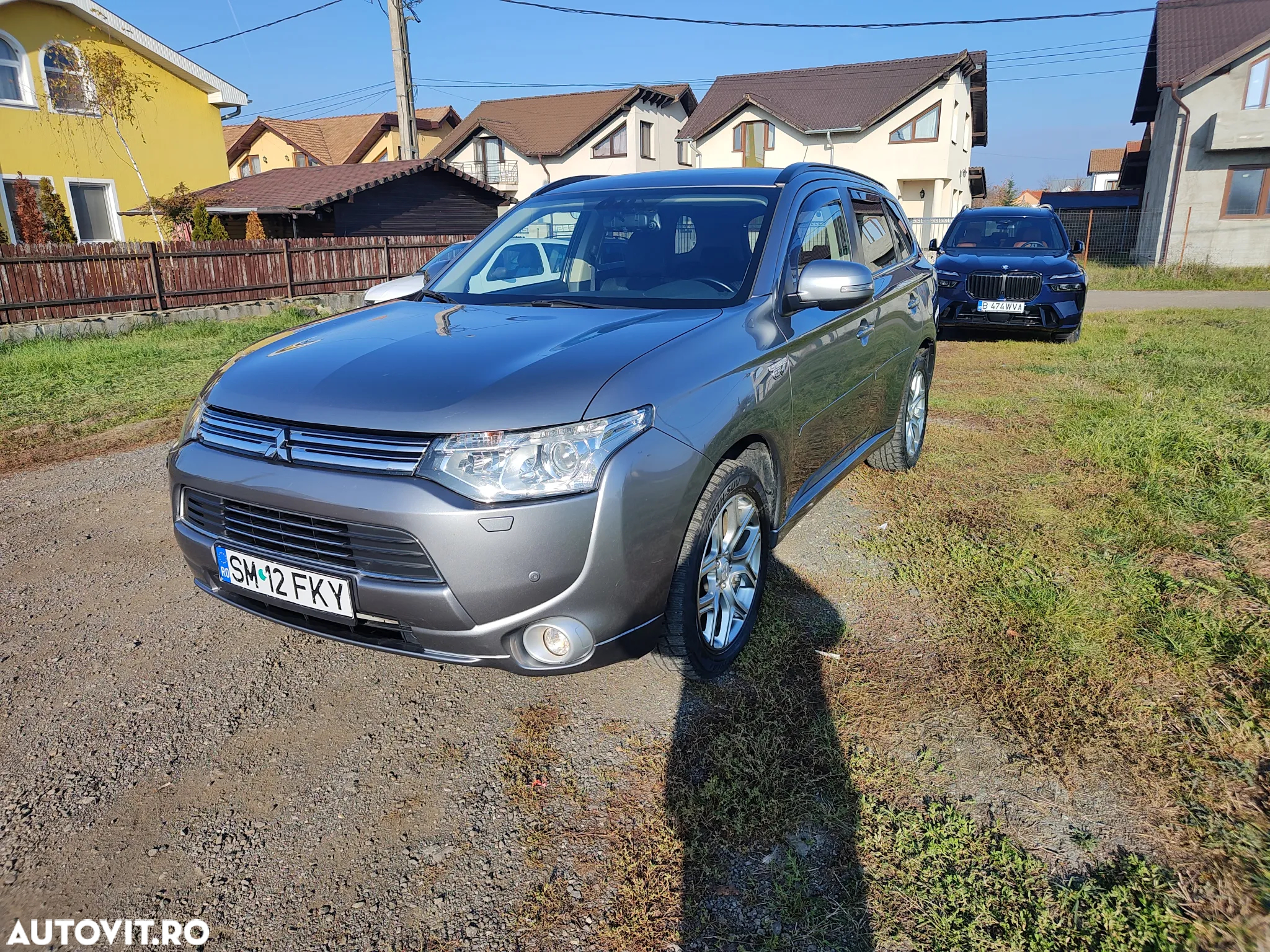 Mitsubishi Outlander 2.0 4WD Plug-In Hybrid - 11