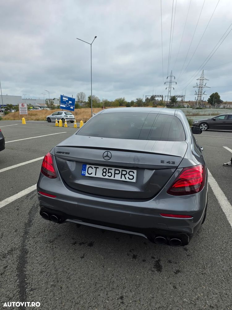 Mercedes-Benz E 43 AMG 4MATIC Aut. - 7
