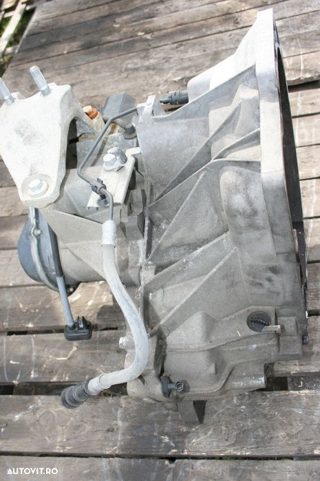 Cutie Viteze Ford Fiesta 6 1.6 Tdci 2009-2019 5+1 viteze Garantie - 4