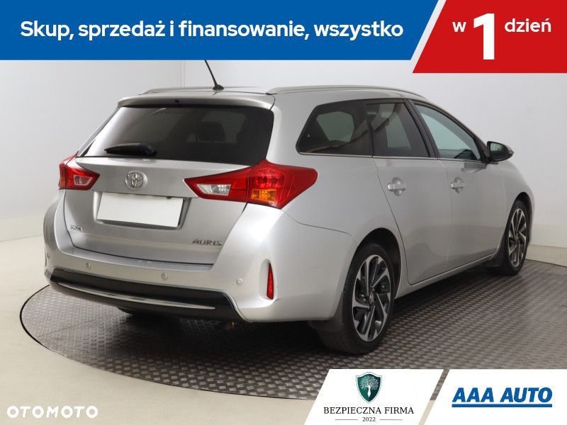 Toyota Auris - 7
