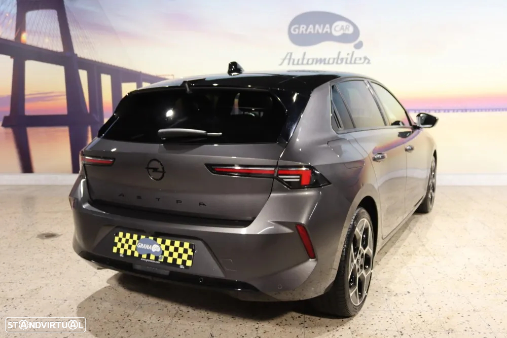 Opel Astra 1.5 D GS Line Aut. - 4