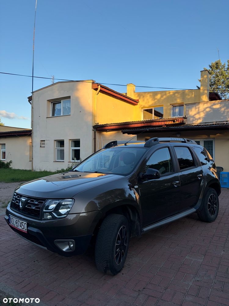 Dacia Duster 1.6 SCe Blackshadow S&S - 4