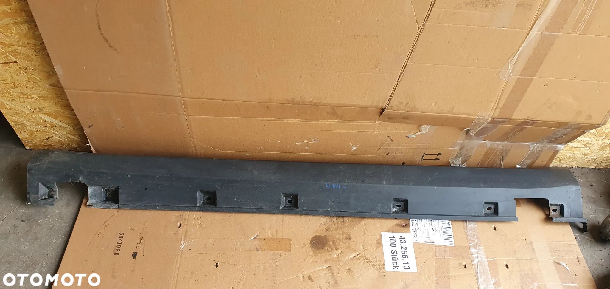 Nakładka listwa progowa osłona lewa Mercedes ML W164 A1646900740 - 1