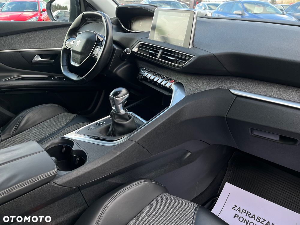 Peugeot 3008 PureTech 130 Stop & Start GPF Allure Business-Paket - 9
