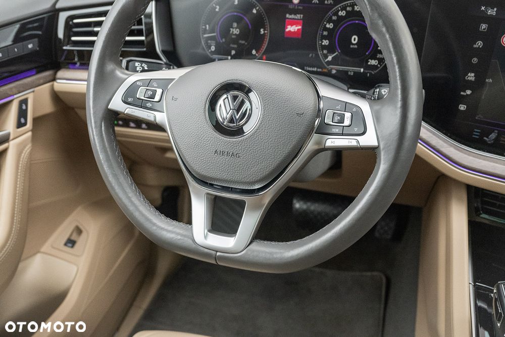 Volkswagen Touareg 3.0 V6 TDI SCR 4Mot Elegance - 17