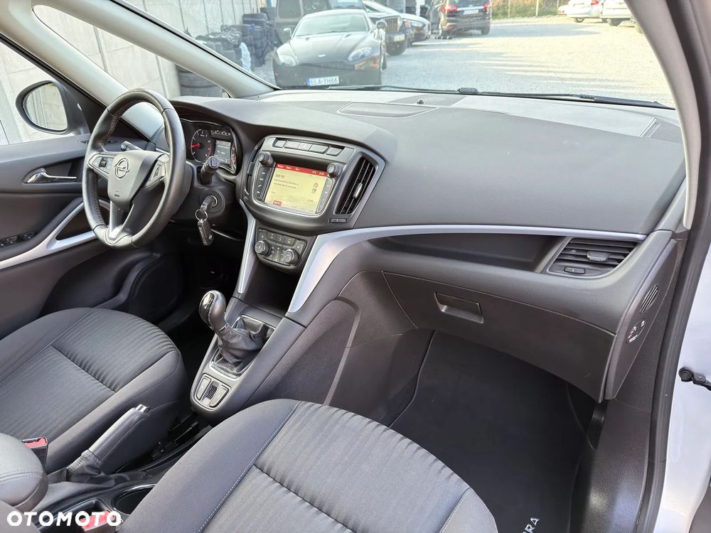 Opel Zafira 1.4 Turbo Active - 20
