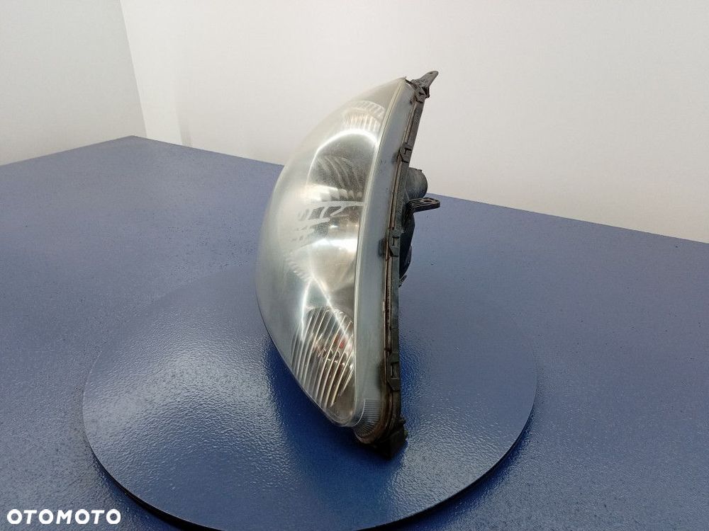HONDA JAZZ I REFLEKTOR LAMPA PRAWA PRZÓD EU P2187 - 2