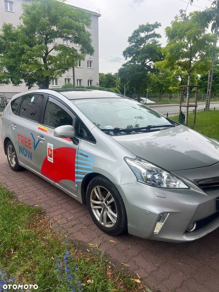 Toyota Prius+ 1.8 HSD Prestige - 2