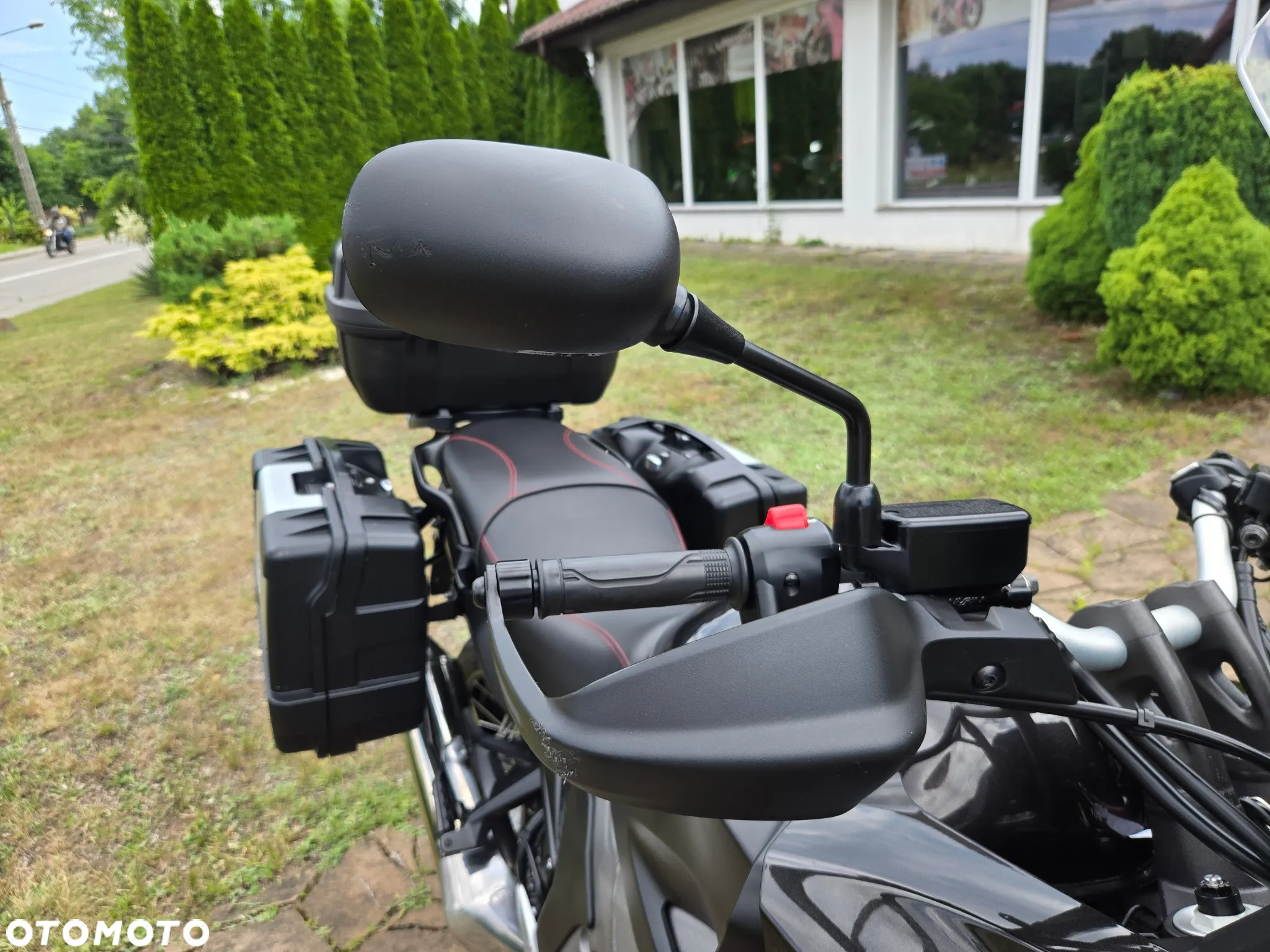 Honda VFR - 27