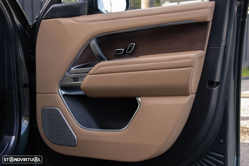 Land Rover Range Rover 3.0 D MHEV LWB Autobiography - 23