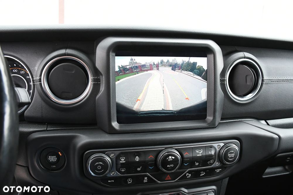 Jeep Wrangler Unlimited 2.2 CRD Sahara - 30