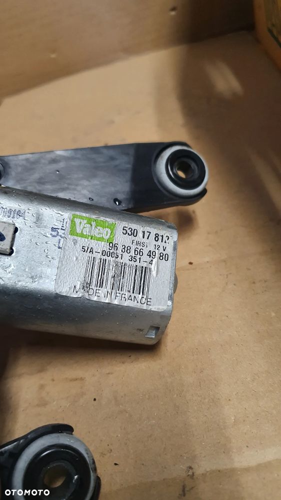 SILNICZEK WYCIERACZKI TYŁ PEUGEOT 206 nr 9638664980  53017812 - 1