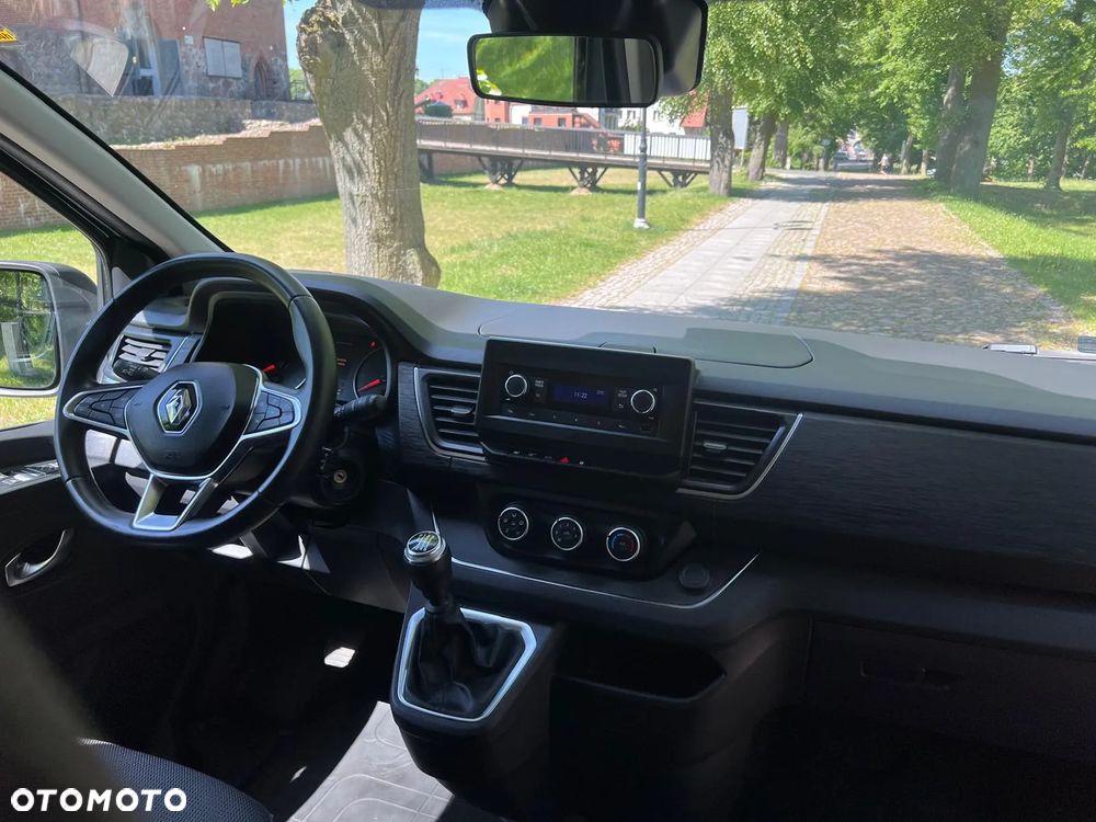 Renault Trafic - 19