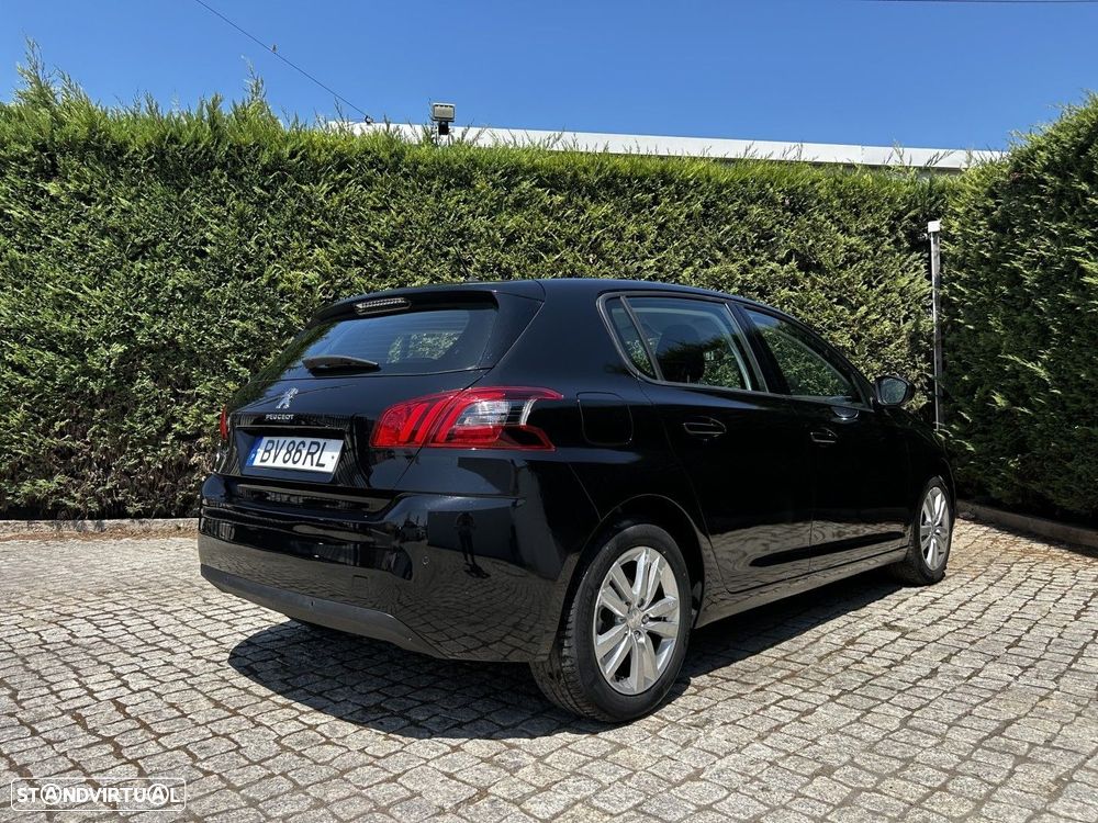 Peugeot 308 1.2 PureTech Style - 4