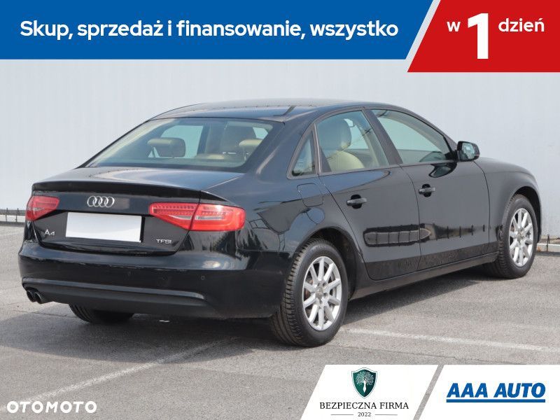 Audi A4 Limousine - 7