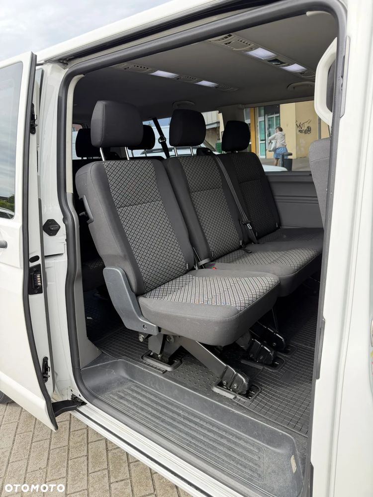 Volkswagen Caravelle 2.0 TDI L1 Trendline DSG - 8