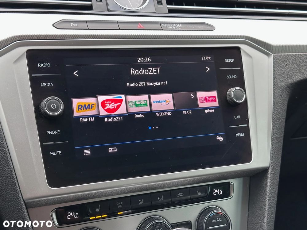 Volkswagen Passat Variant 2.0 TDI SCR DSG (BlueM Tech) Comfortline - 20