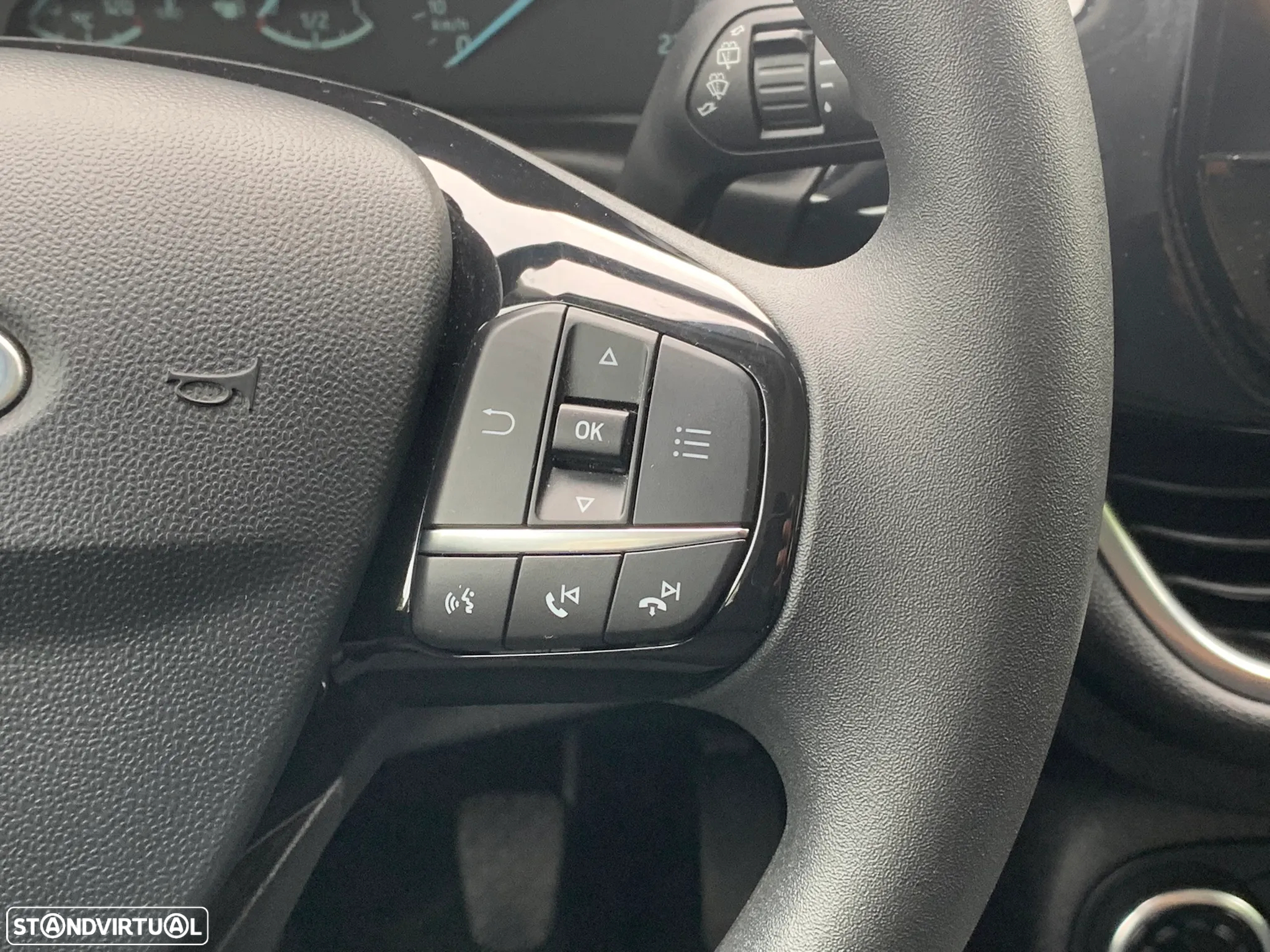 Ford Fiesta 1.0 EcoBoost Titanium - 13