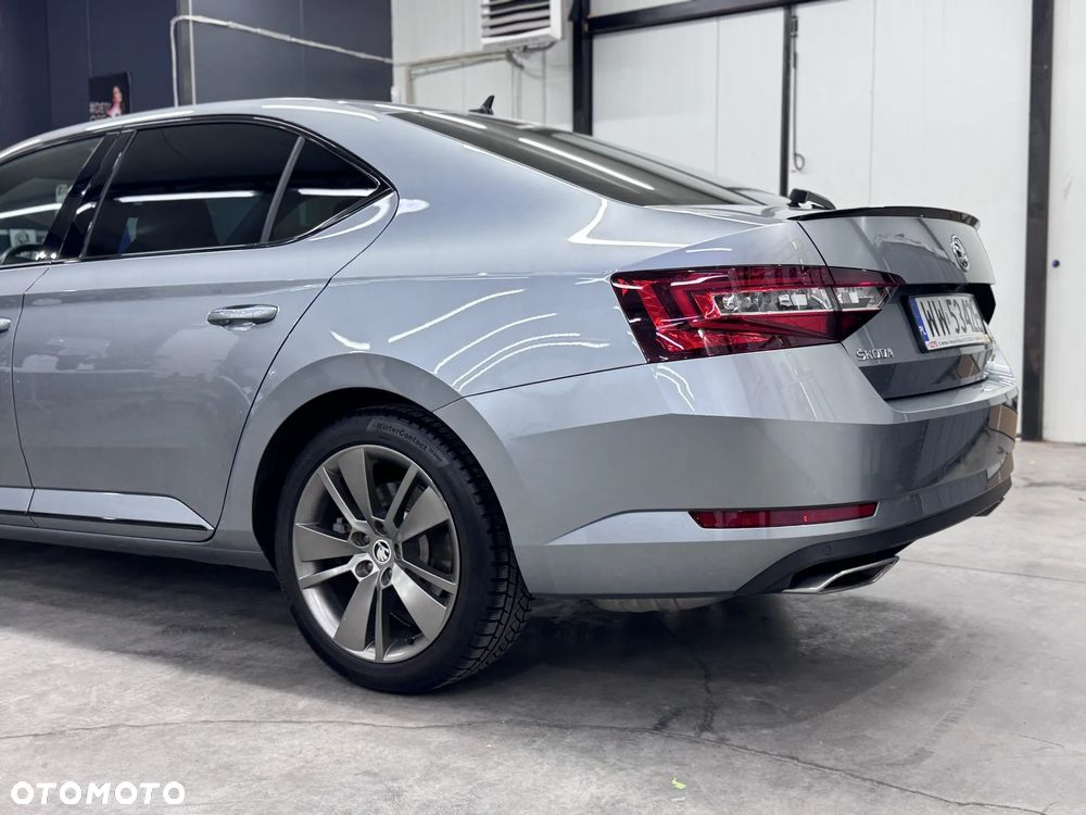 Skoda Superb 2.0 TSI 4x4 Sportline DSG - 5