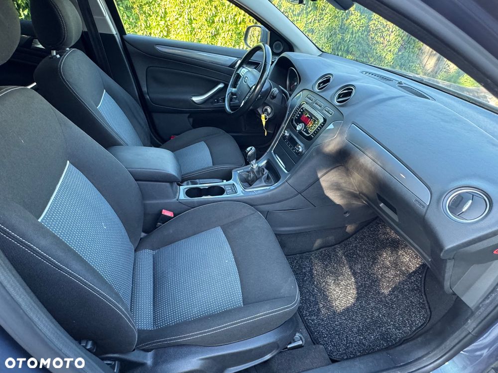 Ford Mondeo 1.6 Eco Boost Start-Stopp Champions Edition - 11