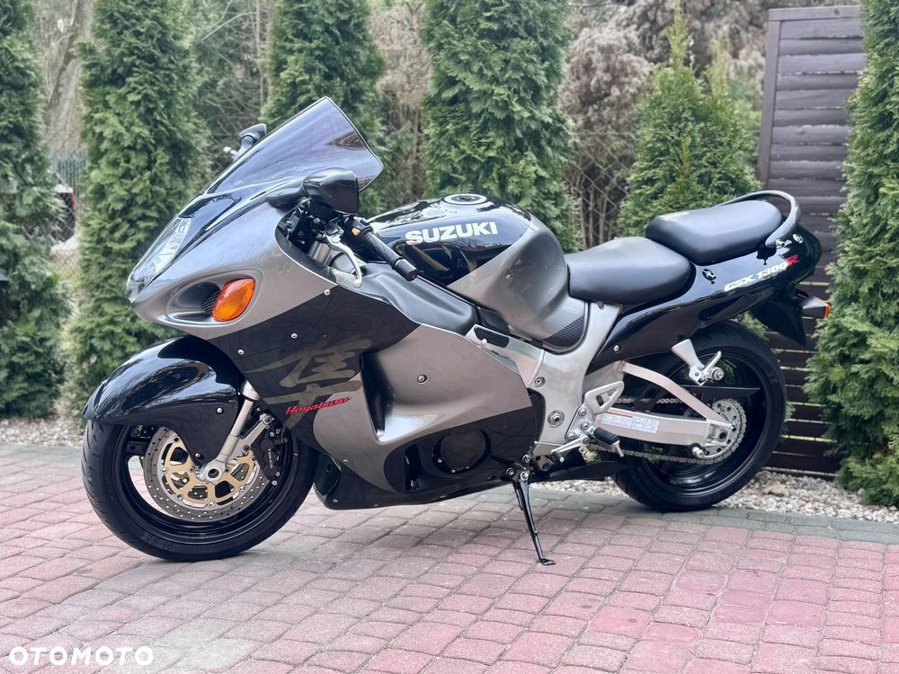 Suzuki GSX-R - 6