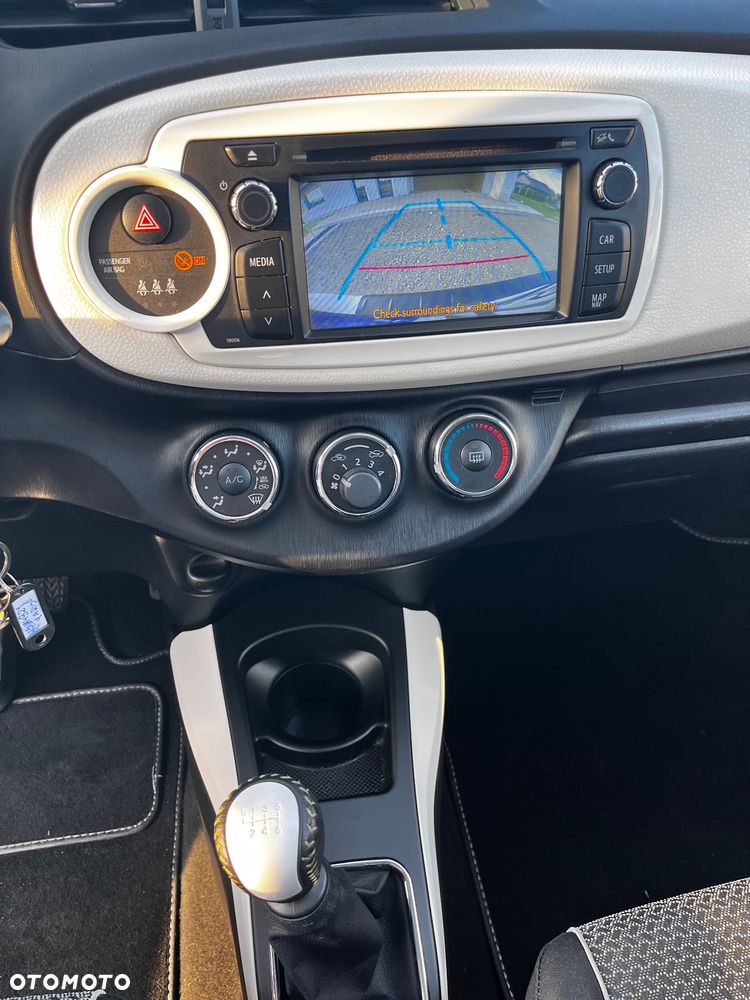 Toyota Yaris 1.33 VVT-i Edition-S - 11
