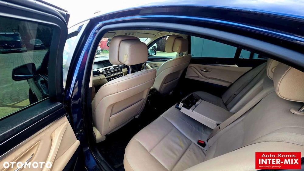 BMW Seria 5 520d - 30