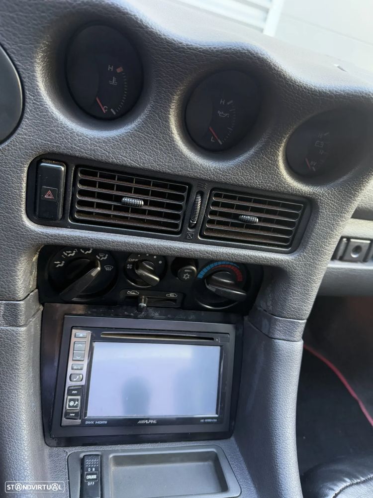 Mitsubishi 3000 GT - 15