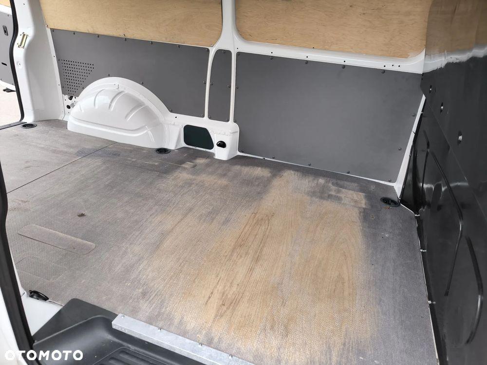 Volkswagen T6 - 29