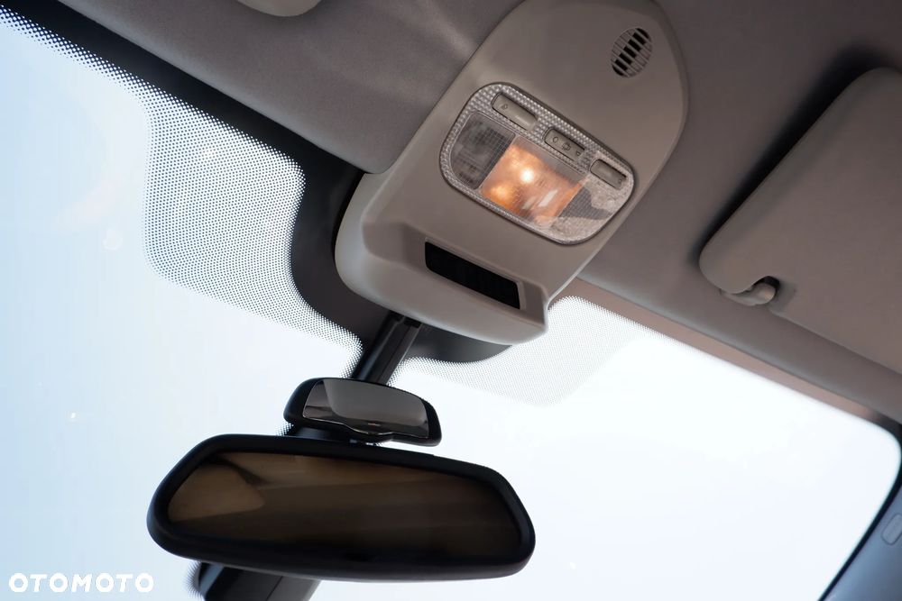 Peugeot 5008 HDI FAP 110 EGS6 Premium - 19