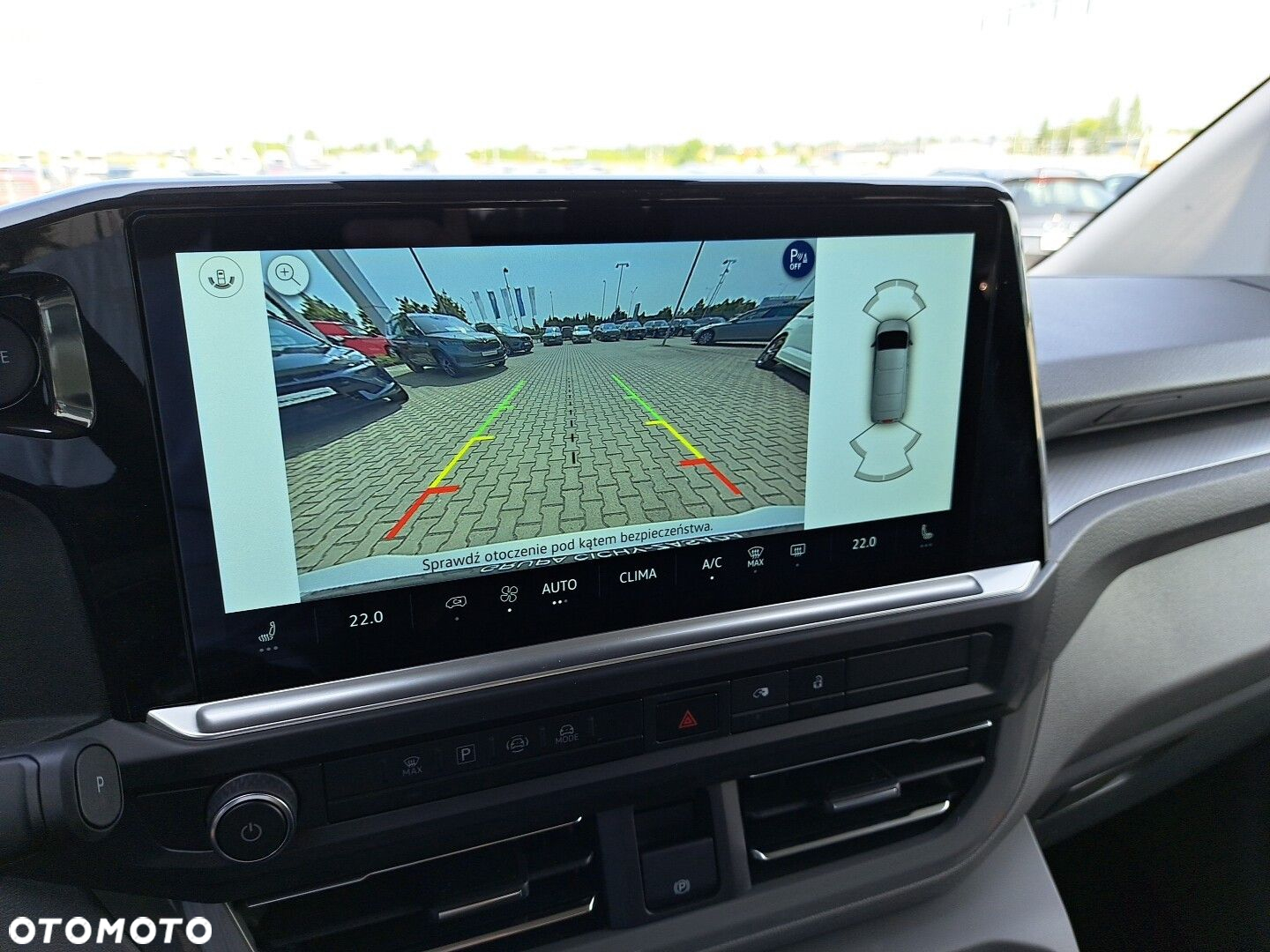 Volkswagen Caravelle - 23