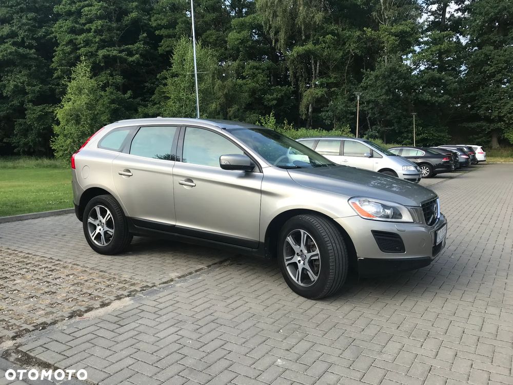 Volvo XC 60 D5 AWD Momentum - 1