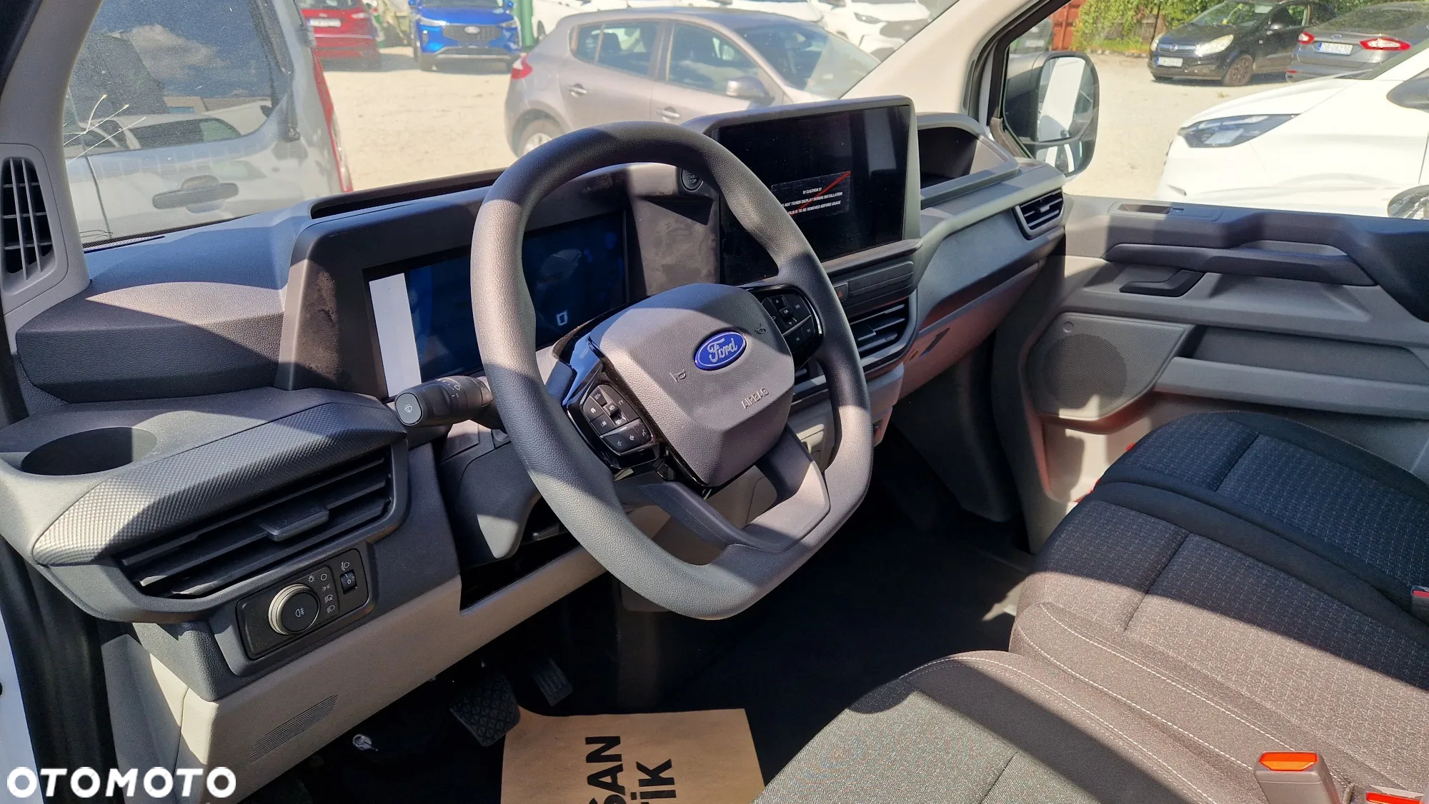 Ford TRANSIT CUSTOM VAN V710 L1H1 AWD - 23