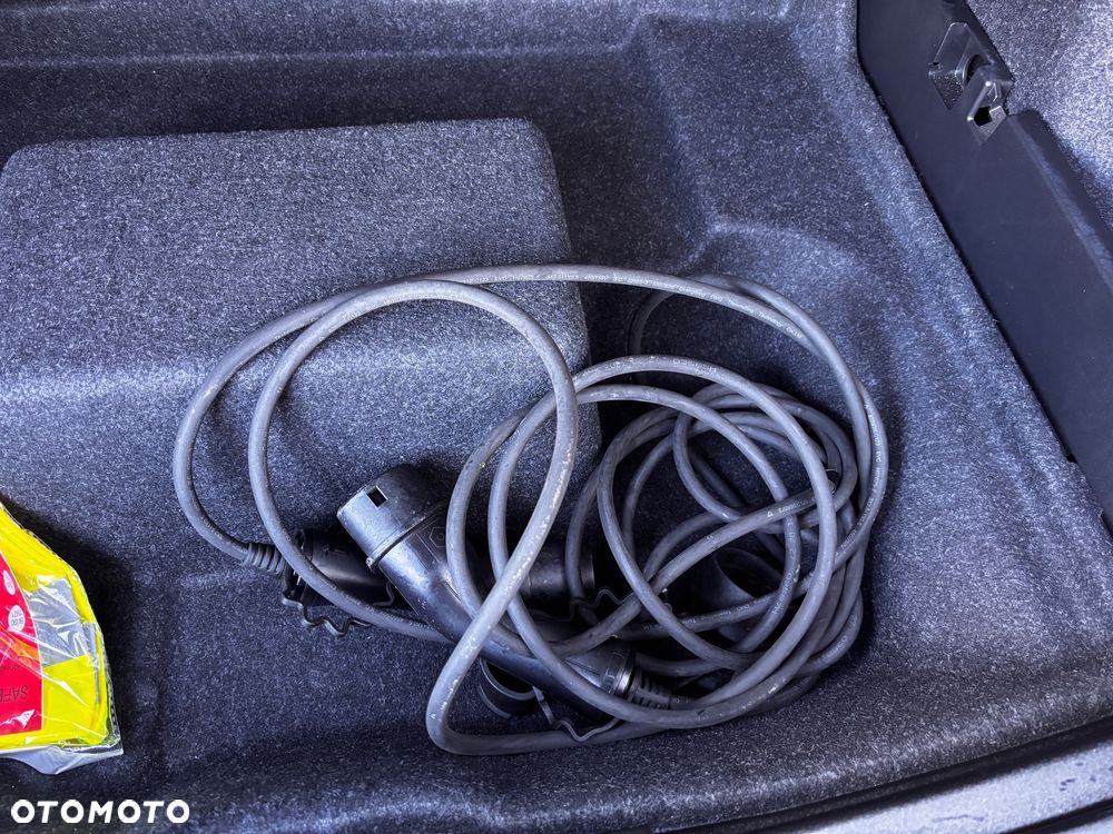 Volvo XC 40 T4 Recharge DKG Essential - 21