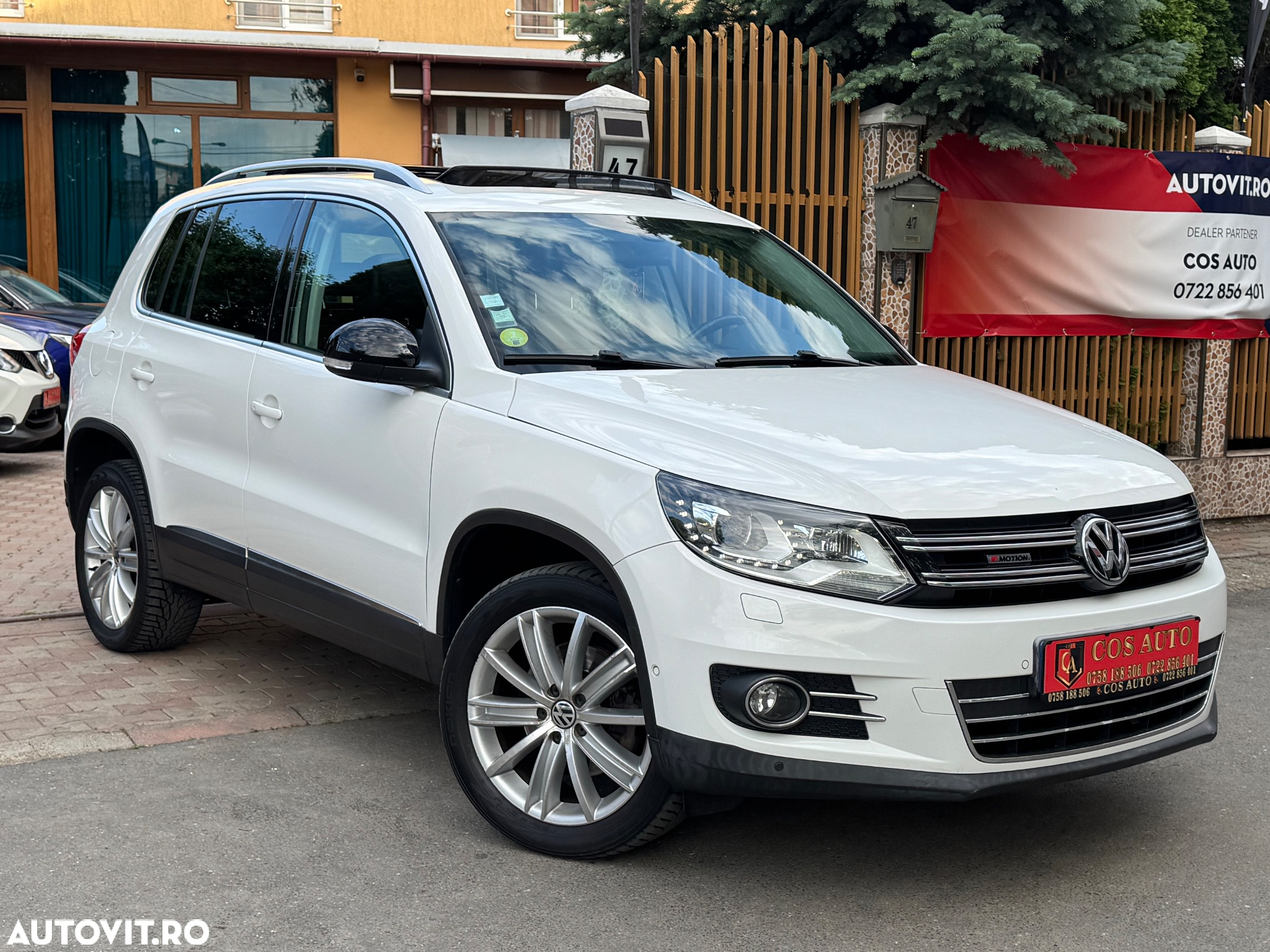 Volkswagen Tiguan 2.0 TDI DPF 4Motion BlueMotion Technology DSG Exclusive - 2