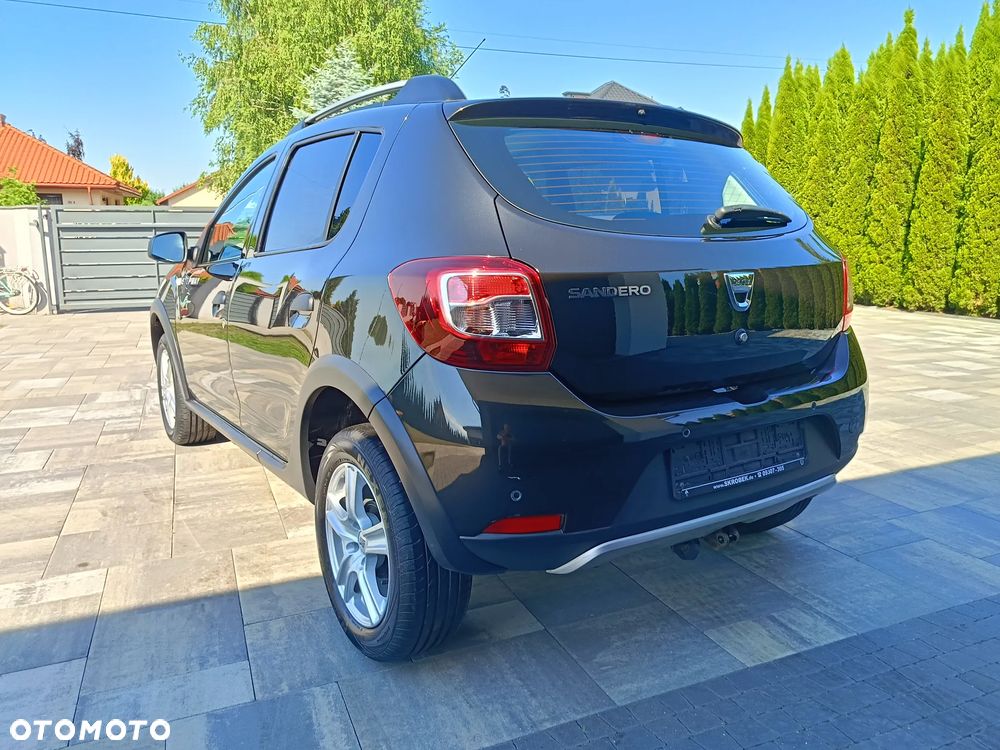 Dacia Sandero TCe 90 Celebration - 12