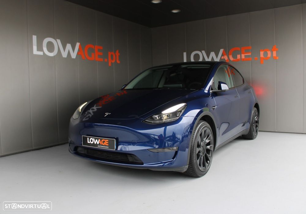 Tesla Model Y Long Range Dual Motor AWD - 35