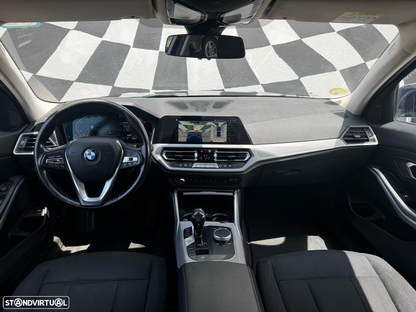 BMW 318 d Touring Aut. - 2
