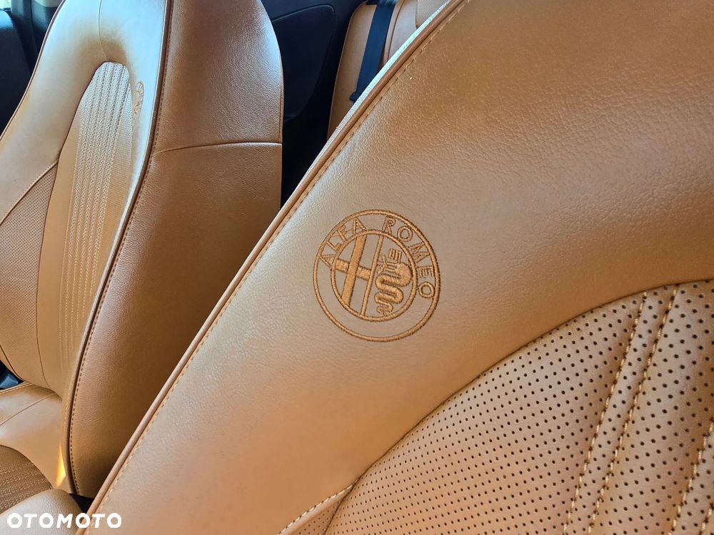 Alfa Romeo Mito 1.3 JTDM Turismo - 36