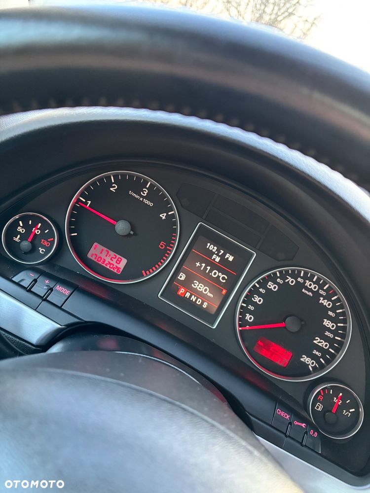 Audi A4 Limousine - 18