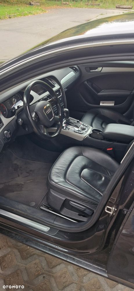 Audi A4 Limousine - 7