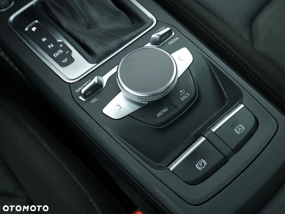 Audi Q2 - 18