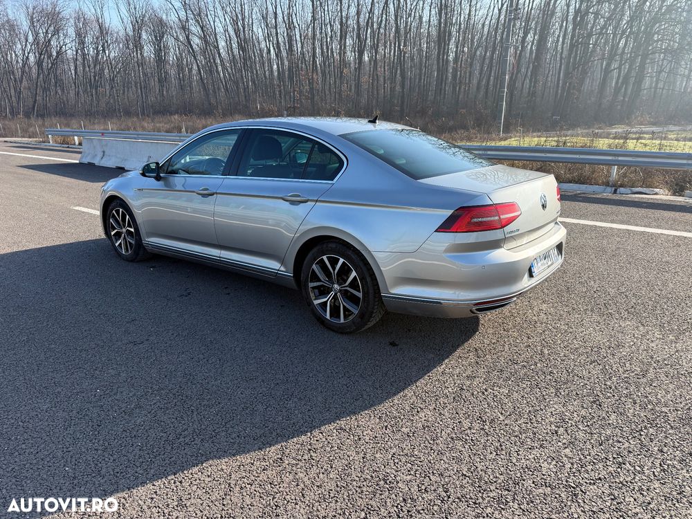 Volkswagen Passat - 6