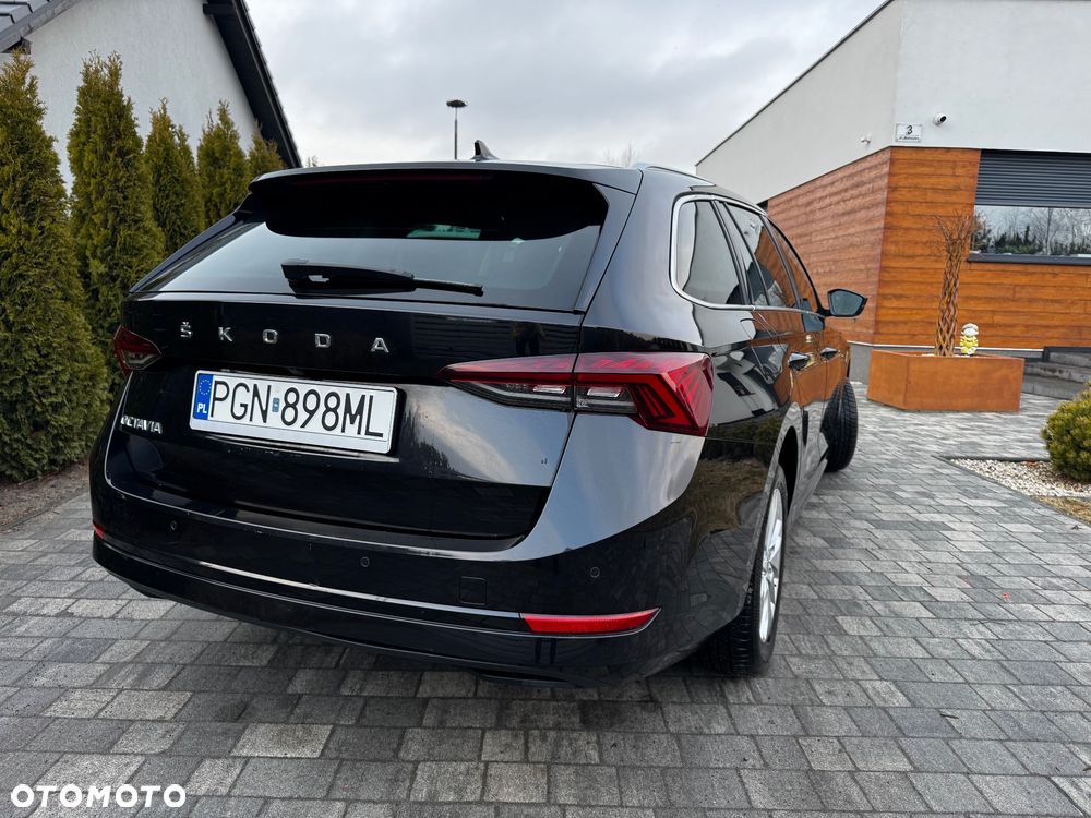 Skoda Octavia 2.0 TDI DSG 4x4 Style - 4