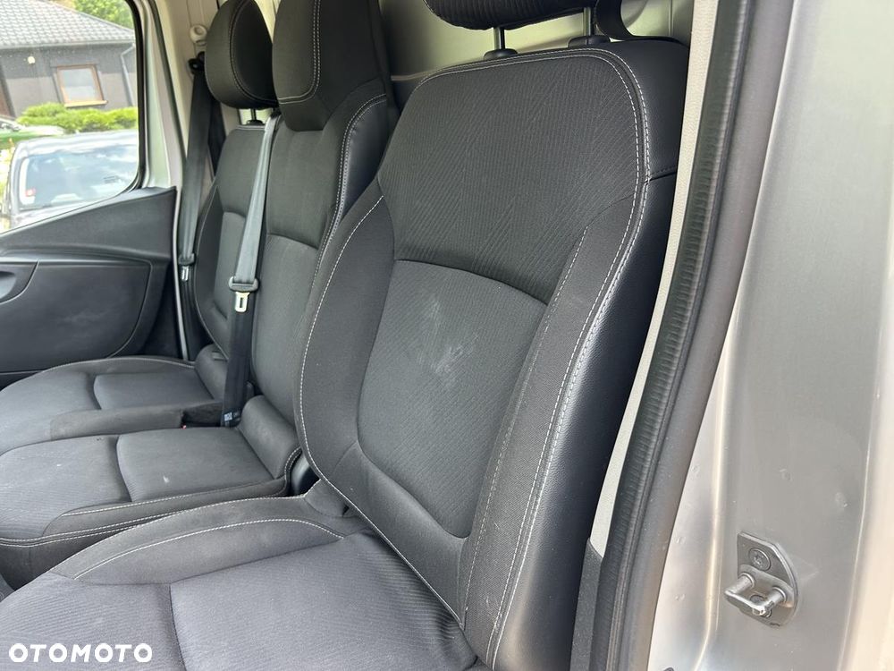 Renault TRAFIC - 9