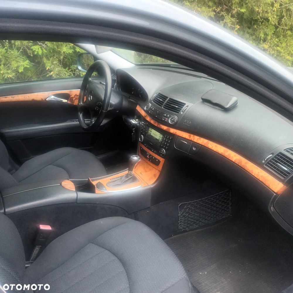 Mercedes-Benz Klasa E 220 CDI Automatik Classic - 9