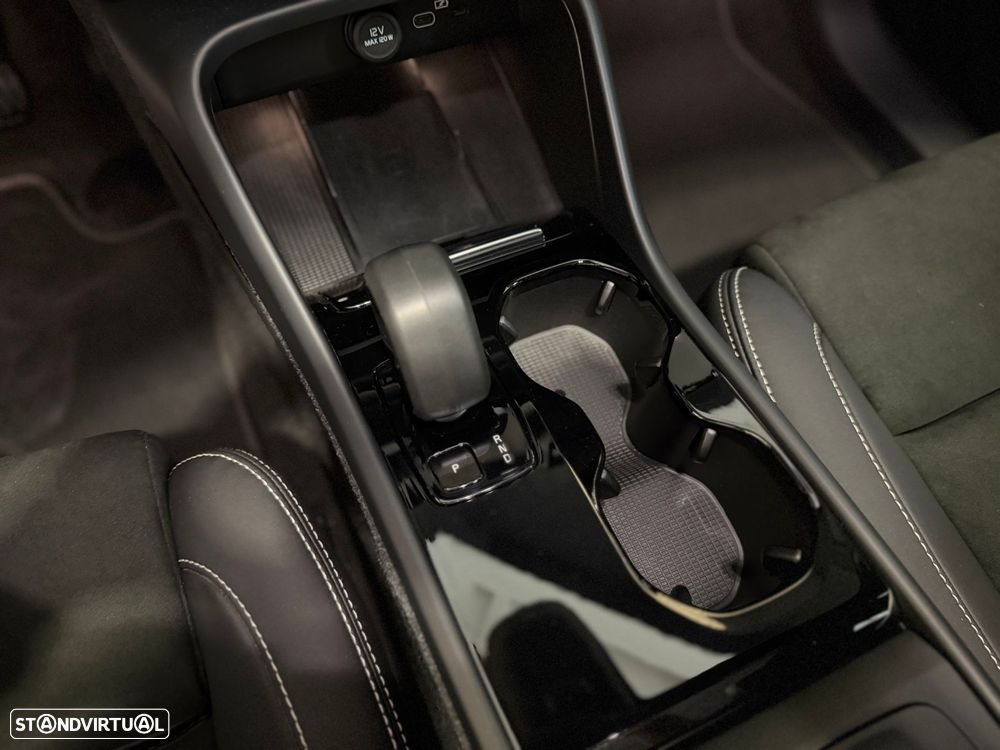Volvo C40 Recharge Core - 21
