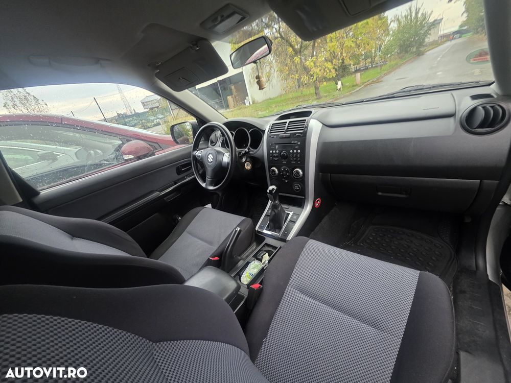 Suzuki Grand Vitara - 3