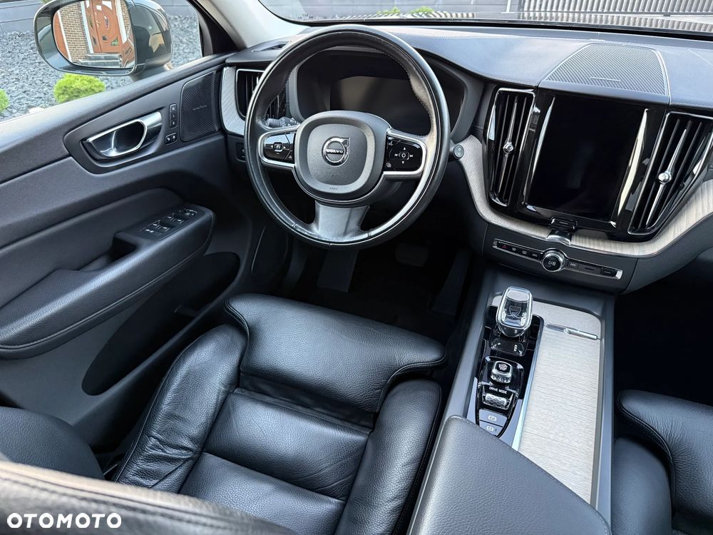 Volvo XC 60 B5 D AWD Geartronic Inscription - 21
