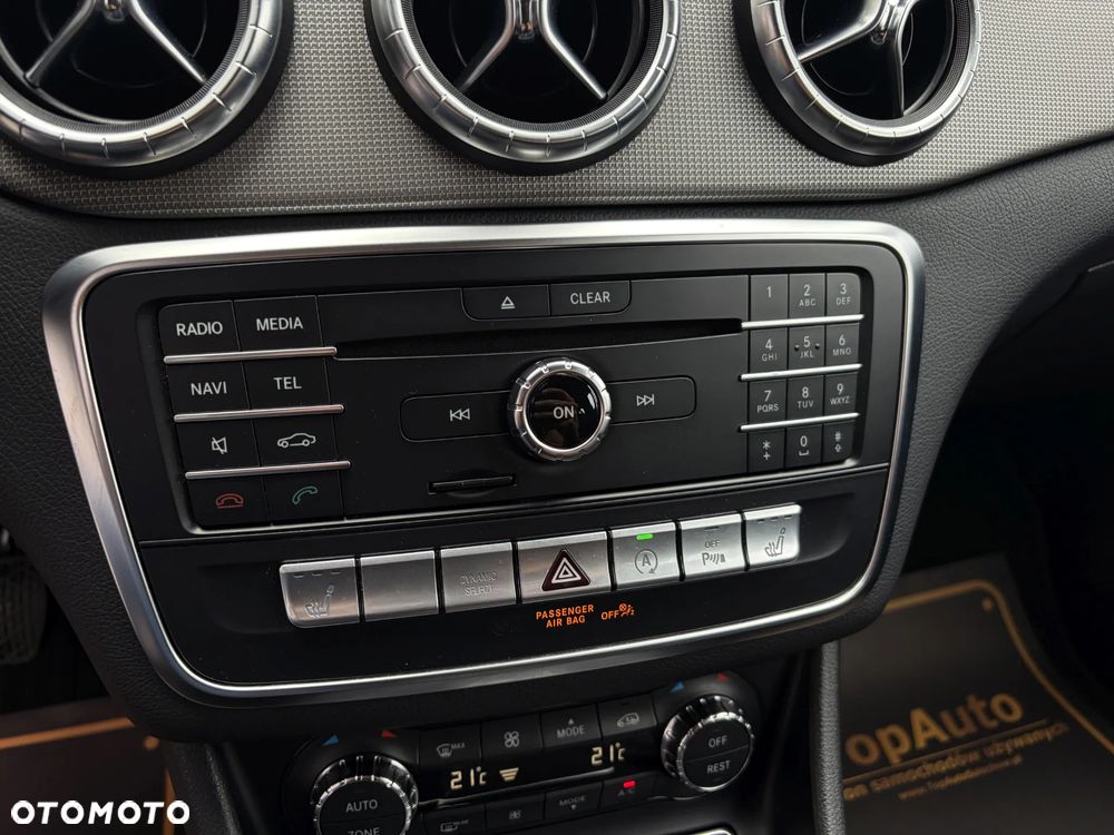 Mercedes-Benz CLA 200 7G-DCT - 31